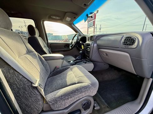 Used 2003 Chevrolet TrailBlazer LS w/ Preferred Equipment Group image 16
