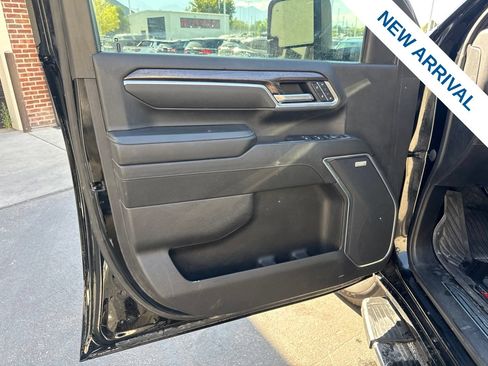 Used 2024 Chevrolet Silverado 2500 LTZ w/ LTZ Texas Edition AWD/4WD image 17