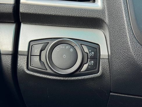 Used 2014 Ford Explorer XLT w/ Equipment Group 201A image 20