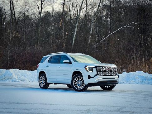New 2026 GMC Terrain Denali image 2