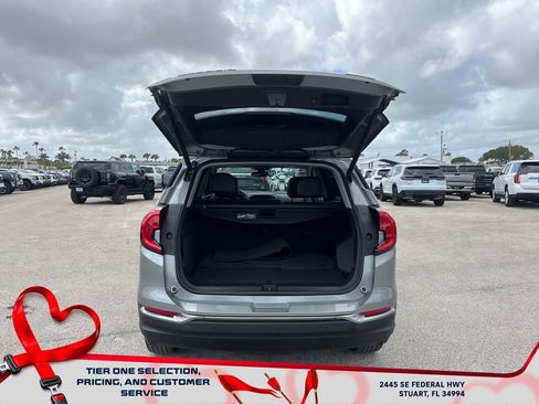 Used 2023 GMC Terrain AT4 w/ Tech Package image 16