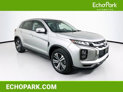 Used 2024 Mitsubishi Outlander Sport SE image 1