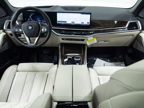 New 2026 BMW X5 xDrive50e image 23