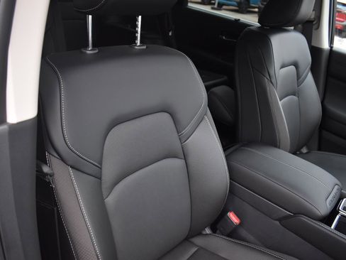 New 2026 Nissan Pathfinder SL image 75