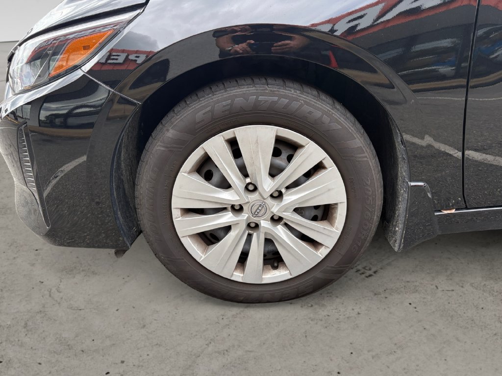 Used 2024 Nissan Sentra S FWD image 14