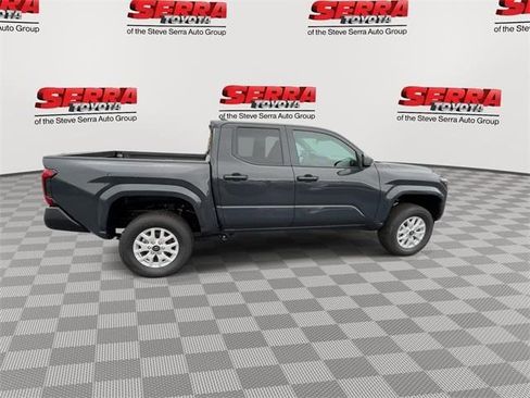 Used 2025 Toyota Tacoma SR image 10