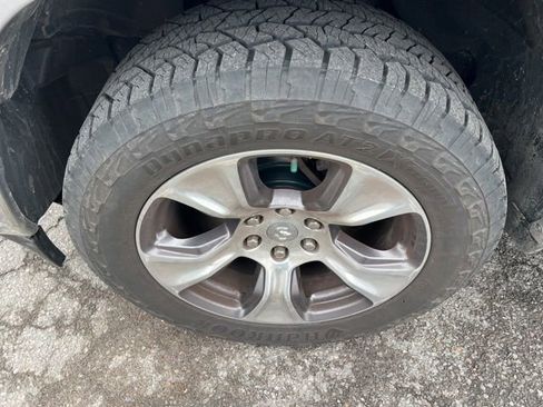 Used 2021 RAM 1500 Laramie AWD/4WD image 8