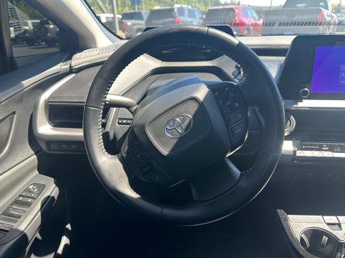Used 2026 Toyota Prius LE AWD/4WD image 19