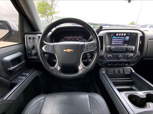 Used 2018 Chevrolet Silverado 1500 LT w/ Texas Edition image 6