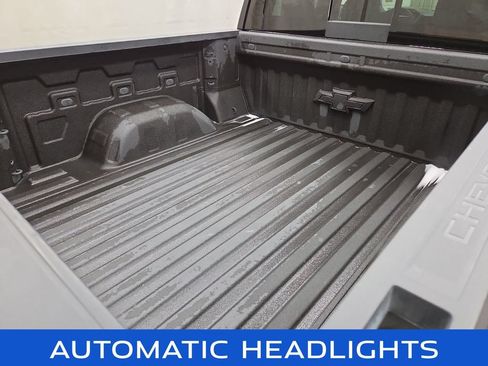 Used 2024 Chevrolet Silverado 1500 LT AWD/4WD image 5
