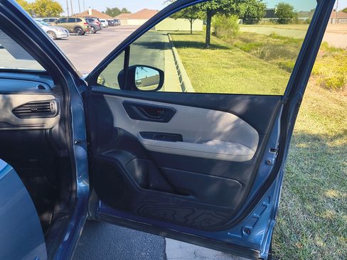 Used 2025 Subaru Forester image 10