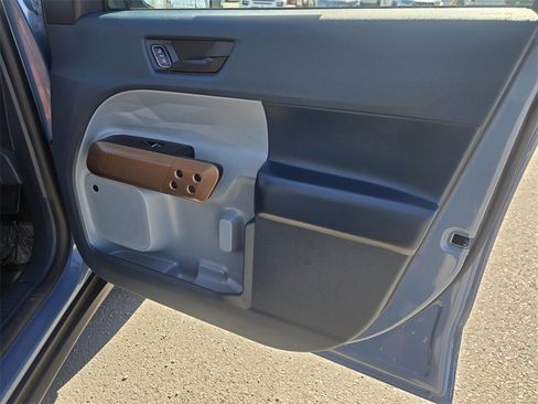 Used 2024 Ford Maverick Lariat w/ 4K Tow Package image 25