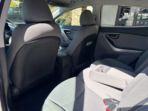 Used 2013 Hyundai Elantra GLS image 11