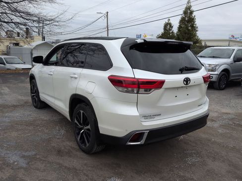 Used 2019 Toyota Highlander Limited image 6