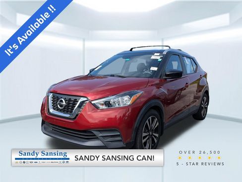 Used 2018 Nissan Kicks SV w/ Interior Electronics Package FWD image 1