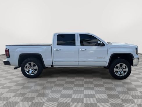Used 2018 GMC Sierra 1500 SLT w/ Enhanced Driver Alert Package RWD image 9