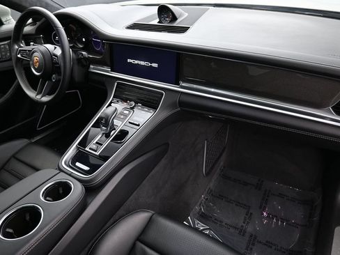Certified 2023 Porsche Panamera Turbo S AWD/4WD image 33