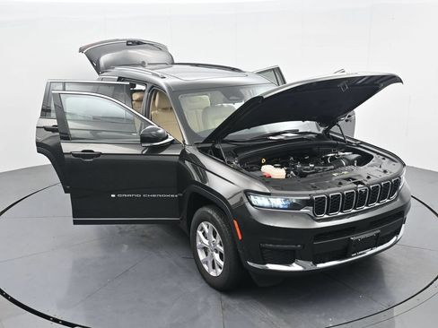 Used 2022 Jeep Grand Cherokee L Limited w/ Luxury Tech Group II AWD/4WD image 37