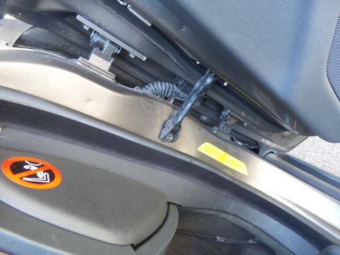 Used 2008 Volvo XC70 3.2 image 30