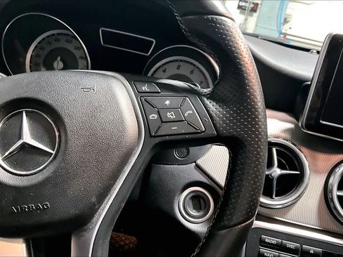 Used 2015 Mercedes-Benz GLA 250 4MATIC image 25