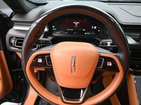 Used 2021 Lincoln Aviator Black Label w/ Dynamic Handling Package image 32