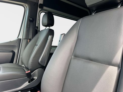 New 2025 Mercedes-Benz Sprinter 2500 image 15