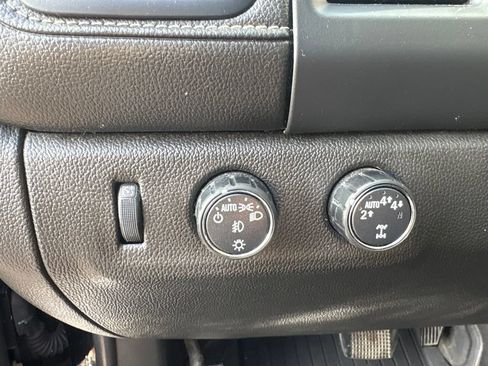 Used 2020 GMC Canyon Denali AWD/4WD image 12