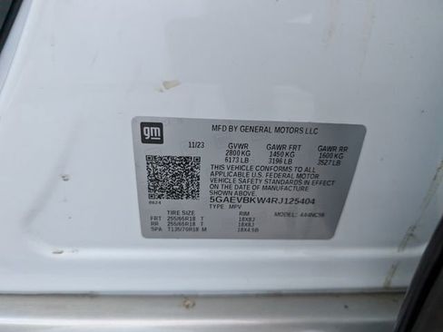 Used 2024 Buick Enclave Premium image 27