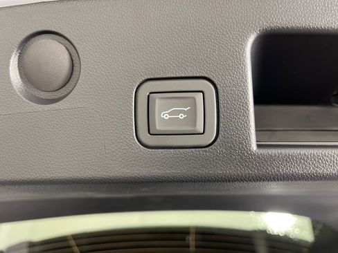 New 2026 Chevrolet Equinox RS AWD/4WD image 10