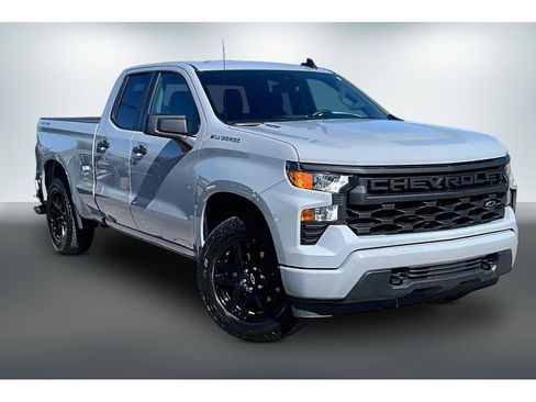 Used 2025 Chevrolet Silverado 1500 Custom w/ Turbomax Blackout Package image 3