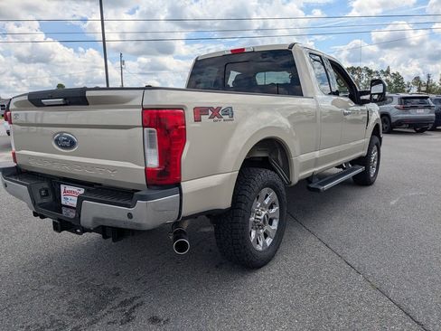 Used 2018 Ford F250 Lariat w/ Chrome Package AWD/4WD image 4