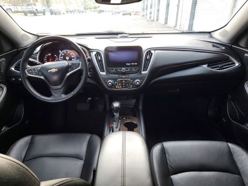 Used 2022 Chevrolet Malibu Premier image 12