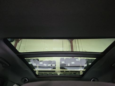 New 2026 Land Rover Range Rover Velar S image 27