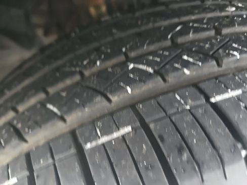 Used 2018 Nissan Rogue SV w/ Premium Package image 37