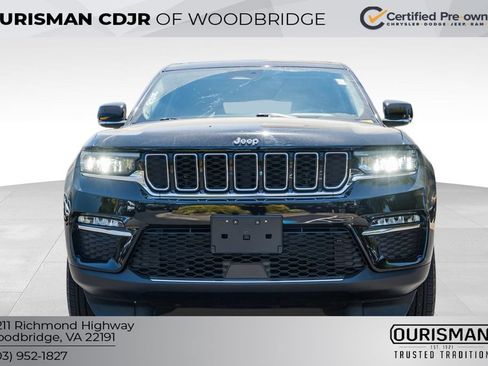 Used 2023 Jeep Grand Cherokee Limited AWD/4WD image 2