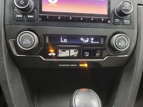 Used 2018 Honda Civic Sport image 29