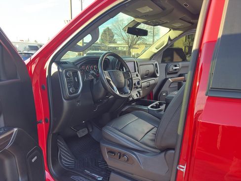 Used 2021 Chevrolet Silverado 1500 LT Trail Boss w/ LT Trail Boss Premium Package image 12