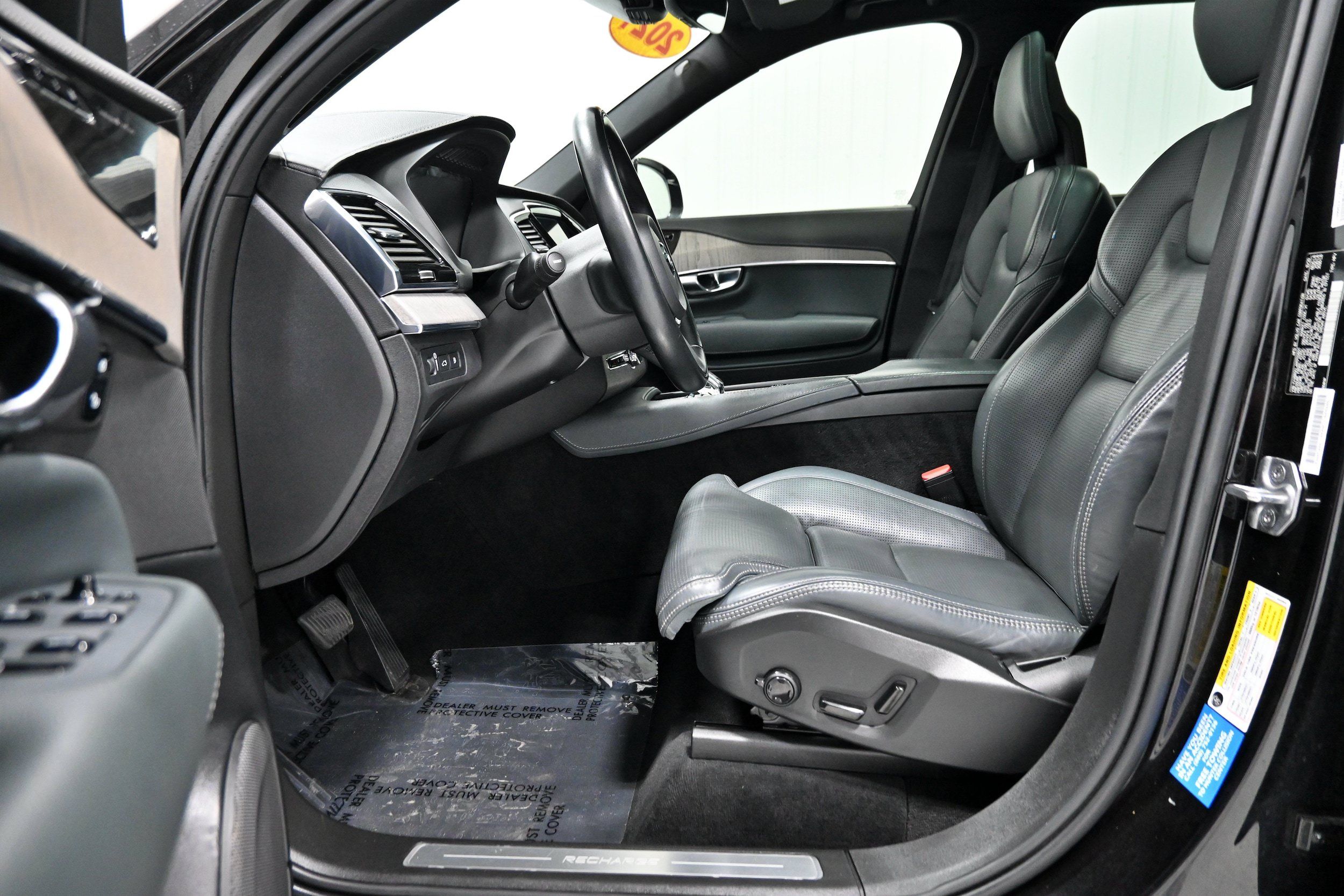 Used 2021 Volvo XC90 T8 Inscription w/ Advanced Package AWD/4WD image 5