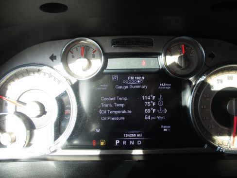 Used 2014 RAM 1500 Laramie Longhorn w/ Convenience Group image 26