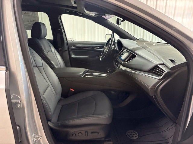 Used 2022 Buick Enclave Premium w/ Experience Buick Package AWD/4WD image 25