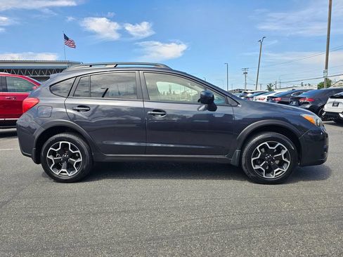 Used 2014 Subaru Crosstrek 2.0i Limited AWD/4WD image 2