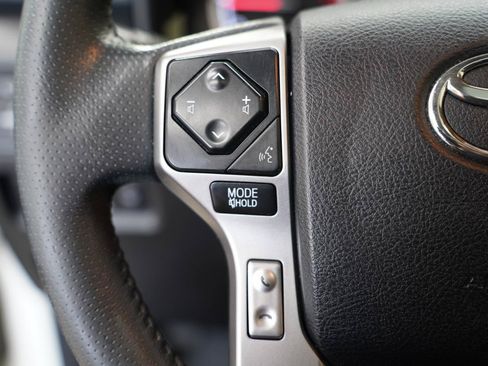 Used 2022 Toyota 4Runner Limited RWD image 15