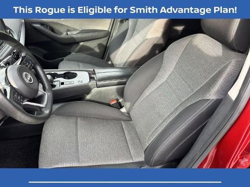 Certified 2022 Nissan Rogue SV image 17