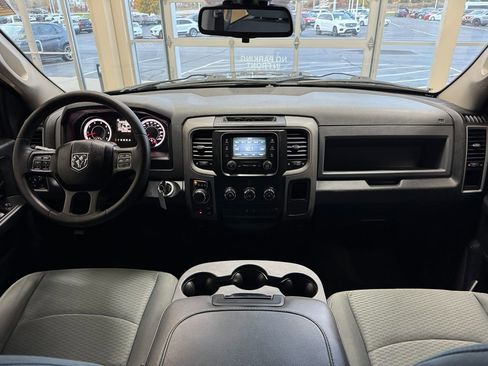 Used 2015 RAM 1500 Express image 19