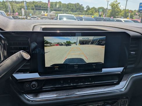 Used 2024 Chevrolet Silverado 2500 LTZ AWD/4WD image 25