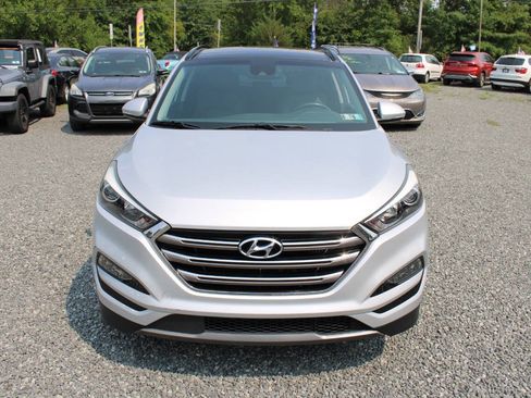 Used 2016 Hyundai Tucson Limited w/ Option Group 03 AWD/4WD image 3