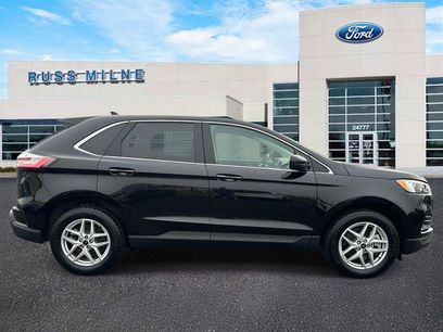 Used 2024 Ford Edge SEL w/ Convenience Package