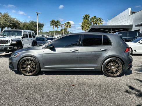 Used 2018 Volkswagen Golf R 4-Door image 5