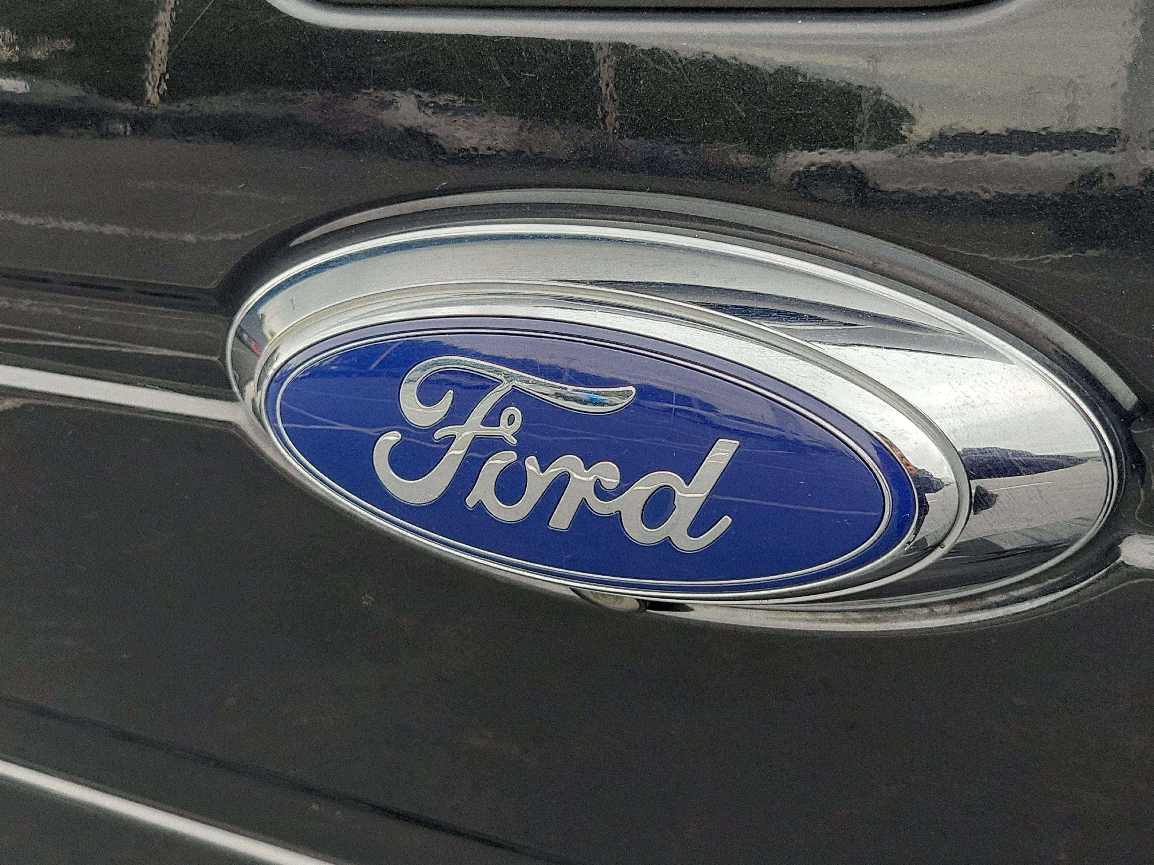 Used 2014 Ford F150 XLT w/ Equipment Group 302A Luxury AWD/4WD image 7