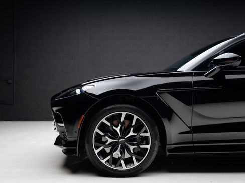 Used 2023 Aston Martin DBX 707 AWD/4WD image 18